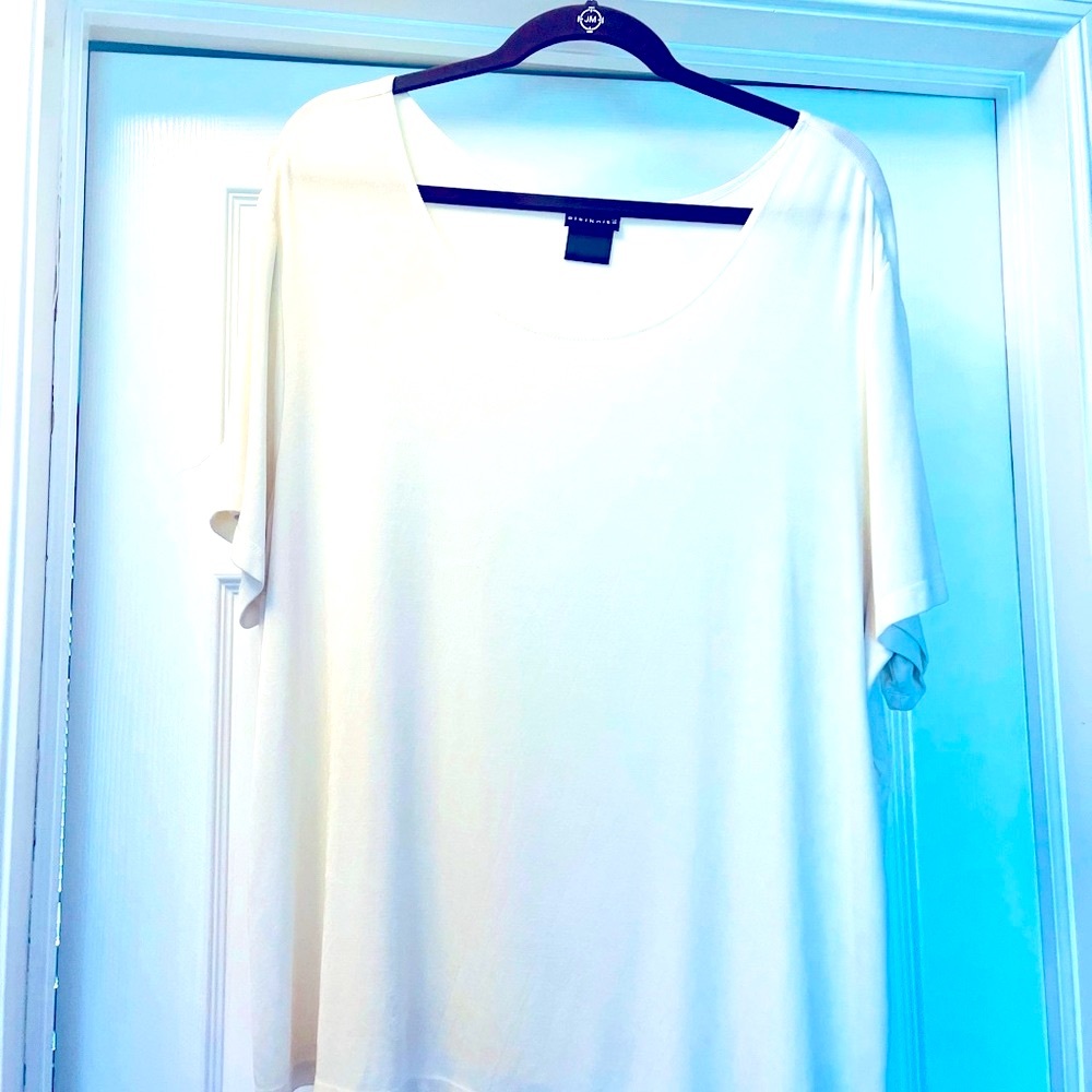 White Citikins flowing flattering short sleeve Top, size 1x
